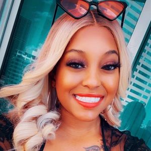 Meet your Posher, Kenyetta